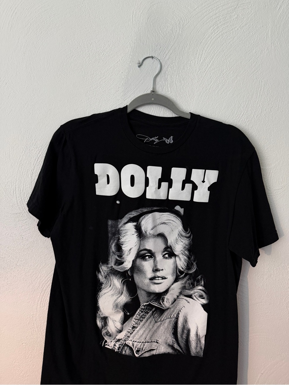 Dollcake Black Tee with White Dolly Portrait
